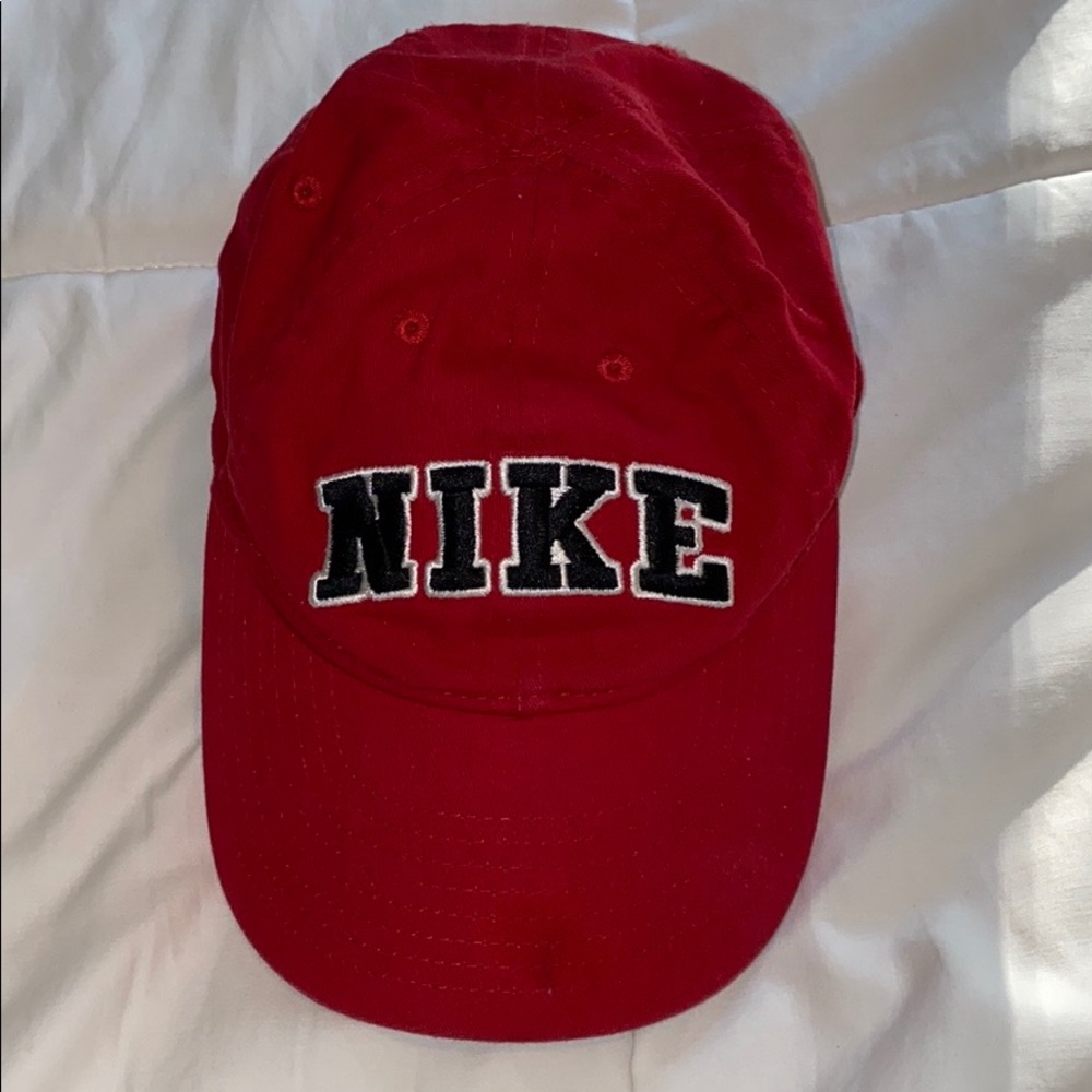 Boys Nike cap size 4/7